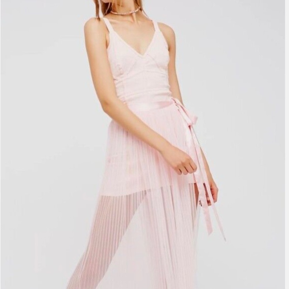 Free people Elegant Pink Sleeveless embroidered bodycon mini Dress